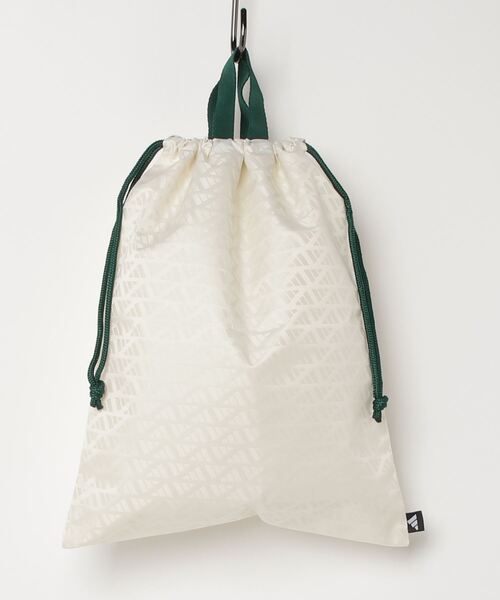 adidas（アディダス）の「シューズケース付き モノグラム トートバッグ