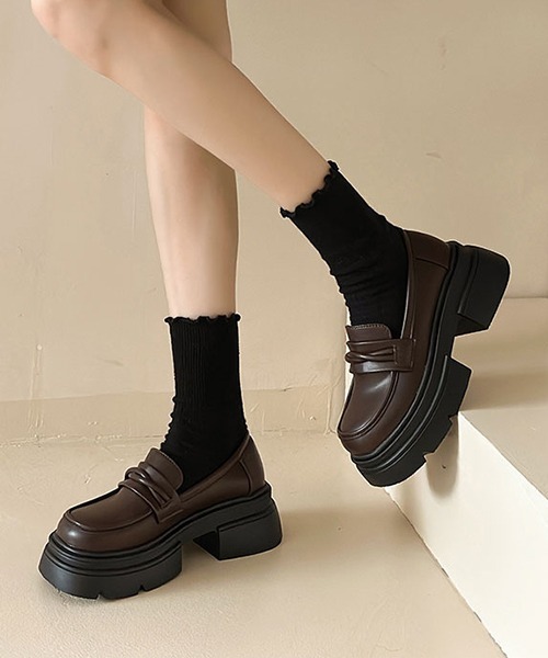 軽量 レザーライク シンプル 厚底ローファー culs104（ローファー