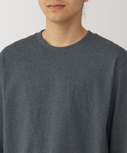無印良品(ムジルシリョウヒン)の「紳士 洗いざらし太番手クルーネック長袖Tシャツ(Tシャツ/カットソー・メンズ・チャコールグレー・S/M/L/XL)」の5枚目の写真