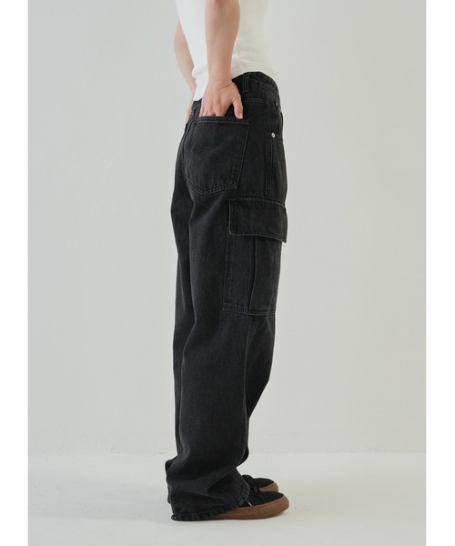 Bargiee(バージー)の「ワイドデニム カーゴパンツ(カーゴパンツ・メンズ・ライトインディゴブルー/ブラック・LARGE/MEDIUM)」の15枚目の写真