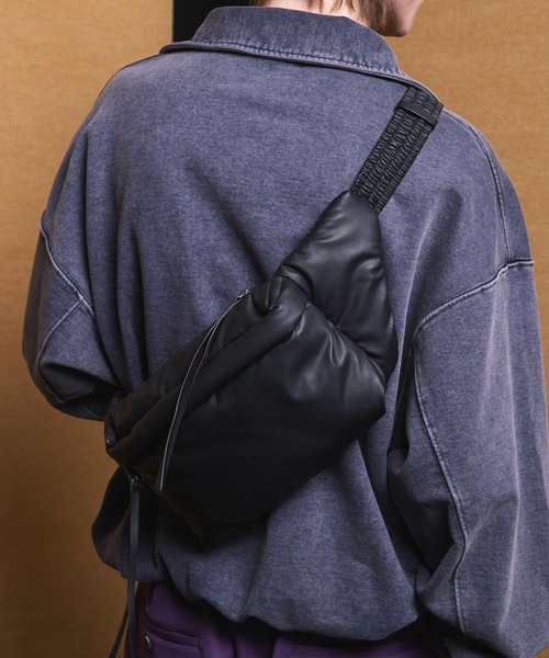 UNISEX》Padded Cross Body Bag/パディントクロスボディバッグ【MAISON