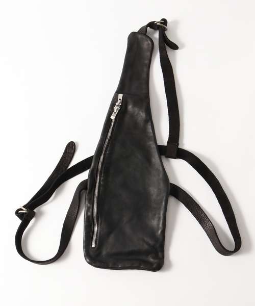 GUIDI（グイディ）の「GUIDI (グイディ) Q30 Wearable Shoulder Bag（ショルダーバッグ・メンズ・ブラック・FREE）」の2枚目の写真