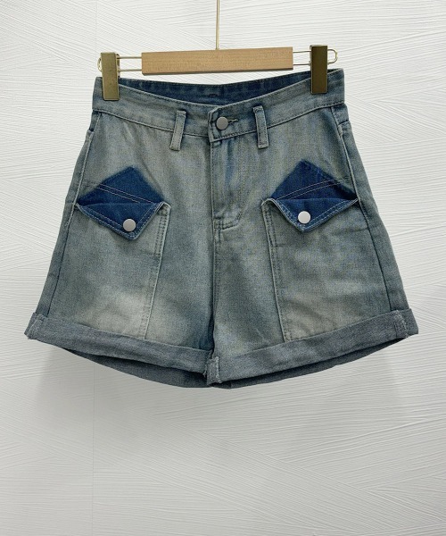Miniministore(ミニミニストア)の「ロールアップ デニムショートパンツ 美脚(デニムパンツ・レディース・ブルーグレー・L/S/XL/M)」の11枚目の写真