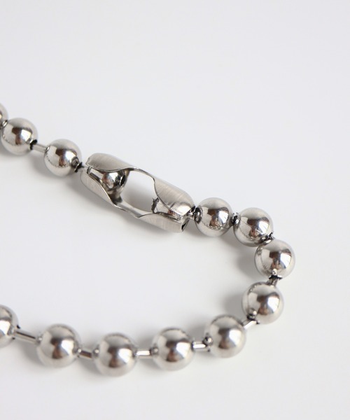 TUWAKRIM（トゥワクリム）の「【TUWAKRIM】シェルチャームボールチェーンネックレス（ネックレス・レディース・シルバー・MEDIUM）」の8枚目の写真