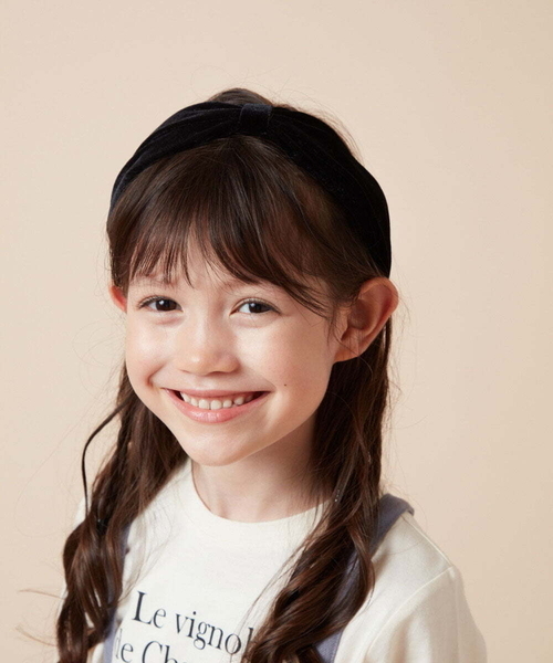 a.v.v（アーヴェヴェ）の「[KIDS]ベロアカチューシャ（カチューシャ・キッズ・ブラック/ベージュ・120）」の9枚目の写真