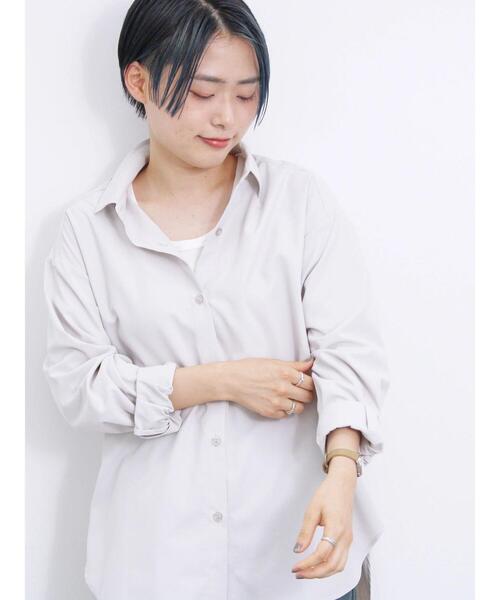 Samansa Mos2 blue（サマンサモスモスブルー）の「【イージーケア】マルチスタイルシャツ（シャツ/ブラウス・レディース・ライトベージュ/キナリ/オフホワイト/サックスブルー/グレー/ベージュ/ブラック・M/L）」の7枚目の写真