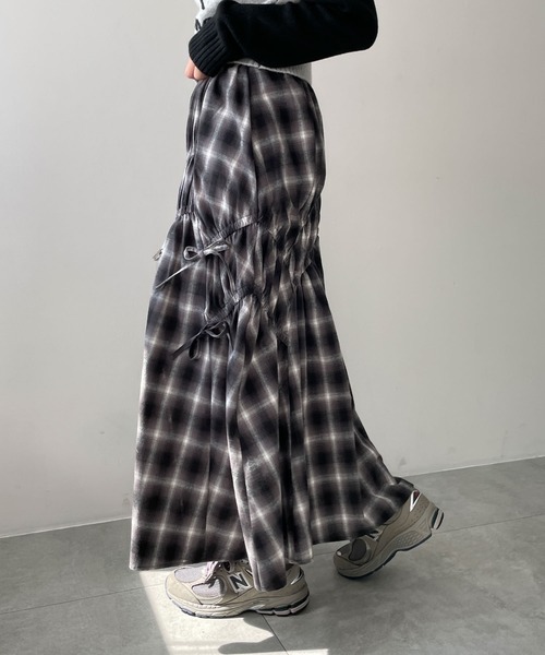 WEGO(ウィゴー)の「WEGO/ギャザーデザインチェックスカート(スカート・レディース・ブラック系その他2・FREE)」の5枚目の写真