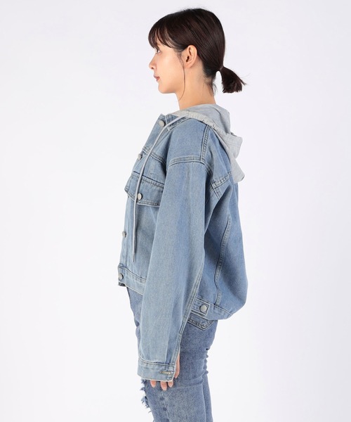 CECIL McBEE（セシルマクビー）の「フード付きGジャン（デニムジャケット・レディース・ブルー/ブラック・MEDIUM）」の6枚目の写真