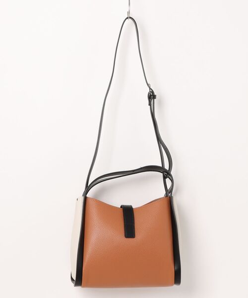 Q（キュー）の「3レイヤーヒネリトート（トートバッグ・レディース・キャメル/アイボリー・ONE SIZE）」の3枚目の写真