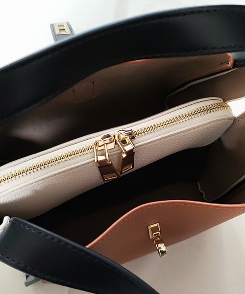 Q（キュー）の「3レイヤーヒネリトート（トートバッグ・レディース・キャメル/アイボリー・ONE SIZE）」の15枚目の写真