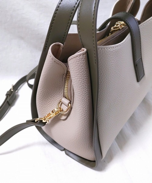 Q（キュー）の「3レイヤーヒネリトート（トートバッグ・レディース・キャメル/アイボリー・ONE SIZE）」の13枚目の写真