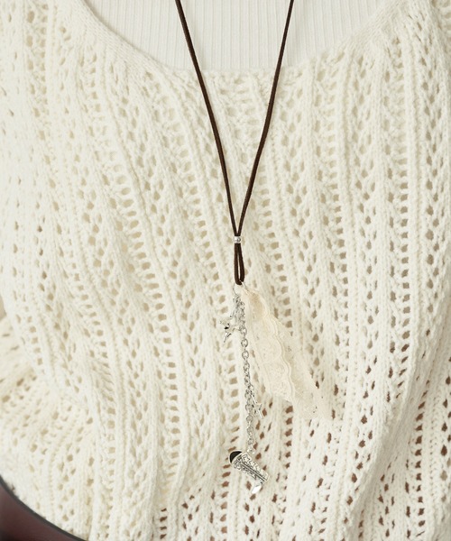 UNE MANSION(ユヌマンション)の「【2024A/W新作アイテム】ユニークシルバースターブーツネックレス(ネックレス・レディース・ブラック/ブラウン・ONE SIZE)」の18枚目の写真