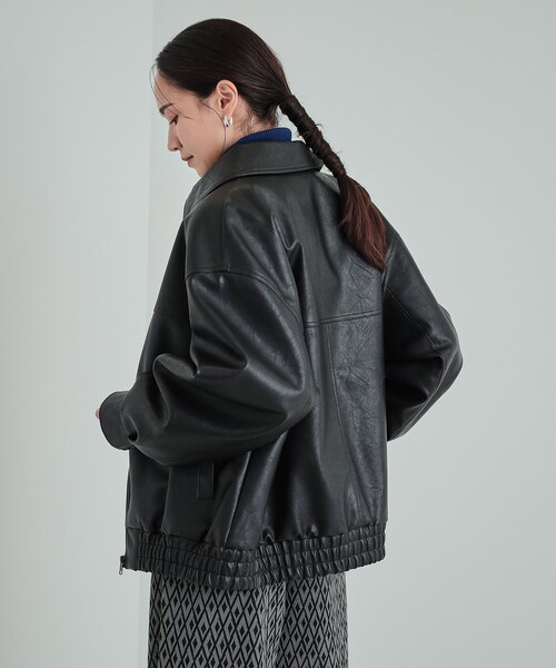 Cutie Blonde（キューティーブロンド）の「【雑誌掲載】レザー調 オーバーブルゾン（ブルゾン・レディース・ブラック/ブラウン系その他・02/03/04）」の4枚目の写真