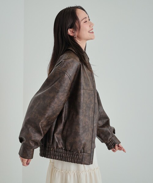 Cutie Blonde（キューティーブロンド）の「【雑誌掲載】レザー調 オーバーブルゾン（ブルゾン・レディース・ブラック/ブラウン系その他・02/03/04）」の8枚目の写真