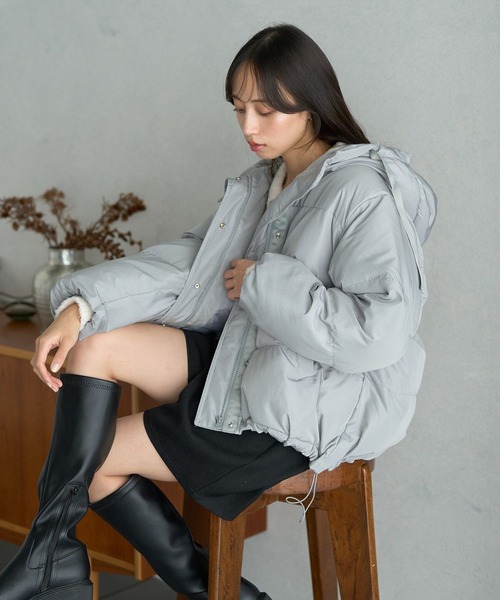 earth music&ecology(アースミュージックアンドエコロジー)の「フーディーパファーブルゾン(ダウンジャケット/コート・レディース・ミント/ベージュ/ブラック/アイボリー・M/L)」の22枚目の写真