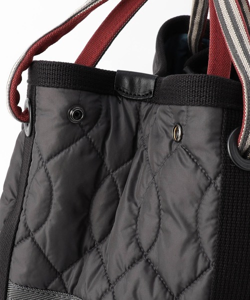 N.I.B（エヌアイビー）の「【N.I.B.】日本製キルトラウンドトート（トートバッグ・レディース・ネイビー/ベージュ/チャコールグレー・FREE）」の11枚目の写真