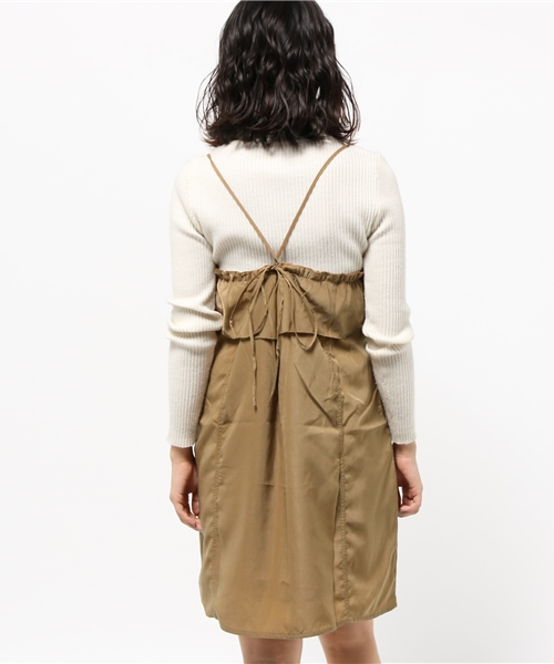 mystic(ミスティック)の「【mystic】クロスキャミワンピース(ワンピース・レディース・キャメル/ブルー/ブラック/グレー・フリ-)」の10枚目の写真