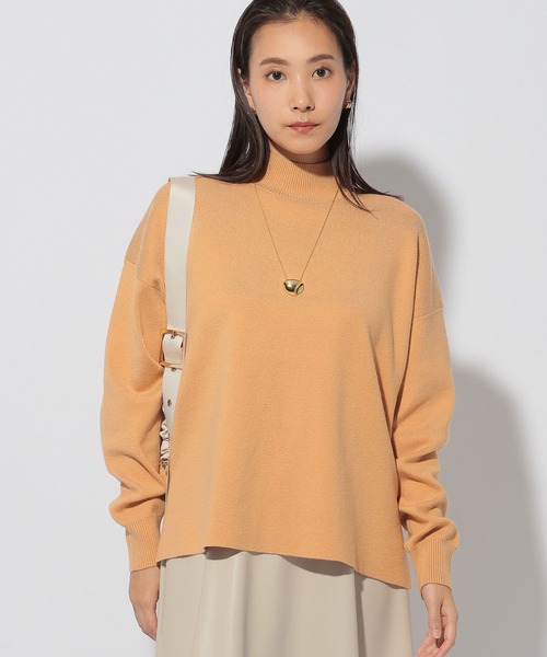 Elura（エルーラ）の「濃密なめらかモックネックプルオーバー/134016（ニット/セーター・レディース・ブラック系その他/フューシャピンク/ブラック/ライトブルー/ライトイエロー/ダークネイビー/グリーン/ホワイト/オレンジ系その他3/ネイビー/ブルー系その他3・MEDIUM/LARGE/SMALL）」の11枚目の写真