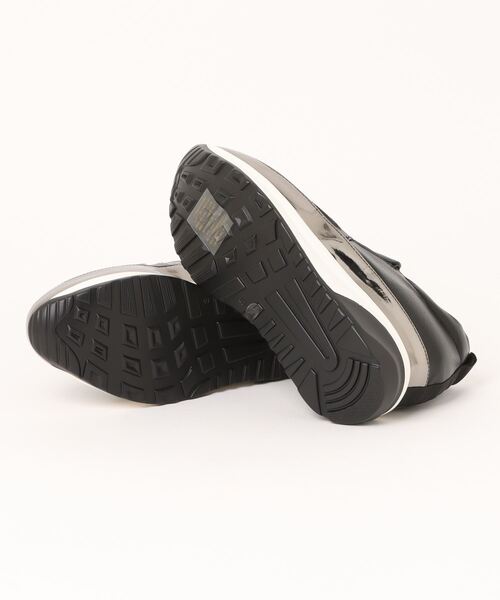 Parade（パレード）の「【MUUM】ムーム　厚底インヒールスリッポンスニーカー　150（スニーカー・レディース・ホワイト/ブラック/パイソン・M/L/LL/S）」の5枚目の写真