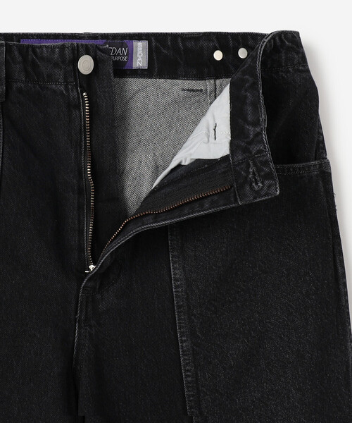 SEDAN ALL-PURPOSE（セダンオールパーパス）の「SEDAN ALL-PURPOSE | 2トーン ワイドデニム MEN（デニムパンツ・メンズ・ブラック・M/L）」の6枚目の写真