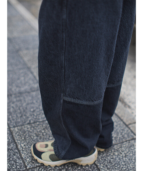 SEDAN ALL-PURPOSE（セダンオールパーパス）の「SEDAN ALL-PURPOSE | 2トーン ワイドデニム MEN（デニムパンツ・メンズ・ブラック・M/L）」の14枚目の写真