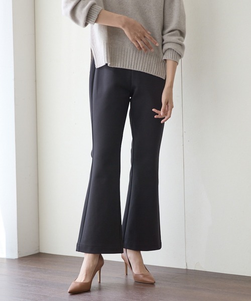 Tuche(トゥシェ)の「Tuche/トゥシェ スタイルアップ フレアパンツ 裏起毛(その他パンツ・レディース・ネイビー/ブラック・MEDIUM/LARGE)」の5枚目の写真