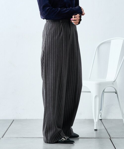 w closet(ダブルクローゼット)の「ストライプラインパンツ(その他パンツ・レディース・ブラウン/カーキ/ブラック・FREE)」の6枚目の写真