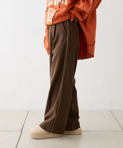 w closet(ダブルクローゼット)の「ストライプラインパンツ(その他パンツ・レディース・ブラウン/カーキ/ブラック・FREE)」の17枚目の写真