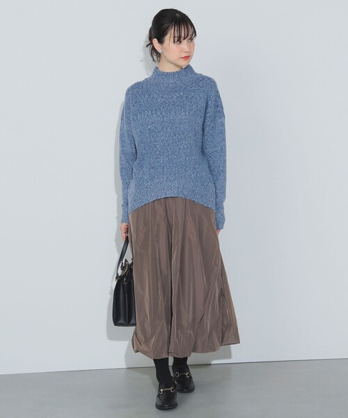 BEAMS HEART(ビームスハート)の「オーバーサイズ ハイネックニット(洗濯機可能)(ニット/セーター・レディース・ブルー/チャコールグレー/オレンジ/ライトグレー/ピンク/ホワイト系その他5・FREE)」の17枚目の写真