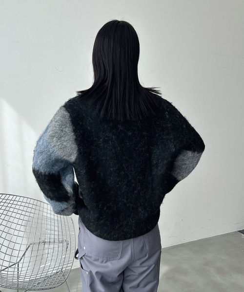 UNDERSTATEMENTs（アンダーステイトメント）の「【ユニセックス】ウール混配色ジャガードシャギーニット（ニット/セーター・メンズ・ブラック/チャコールグレー・LARGE/MEDIUM）」の6枚目の写真