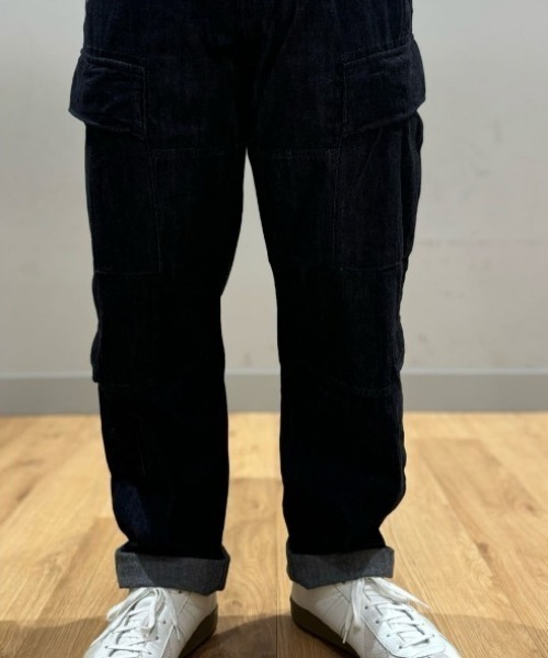 Alpha Industries（アルファインダストリーズ）の「ALPHA】デニム コンバット カーゴパンツ (ワイドシルエット / ミリタリー / ストリートスタイル)（カーゴパンツ・メンズ・ダークインディゴブルー・S/M/L/XL）」の20枚目の写真