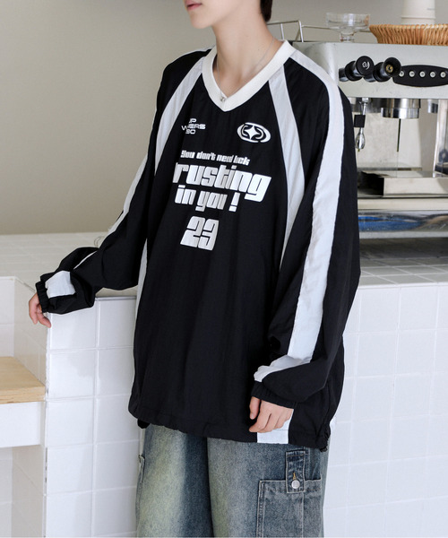 neos(ネオス)の「【neos】ルーズシルエット ドローコード ナイロン ゲーム プルオーバー シャツ(スウェット・メンズ・ブラック/ホワイト/ネイビー・MEDIUM/LARGE)」の22枚目の写真