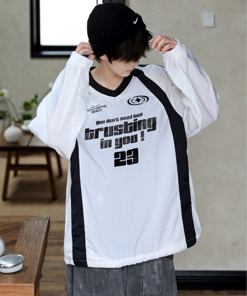 neos(ネオス)の「【neos】ルーズシルエット ドローコード ナイロン ゲーム プルオーバー シャツ(スウェット・メンズ・ブラック/ホワイト/ネイビー・MEDIUM/LARGE)」の17枚目の写真