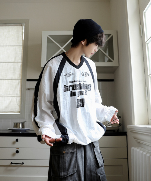 neos(ネオス)の「【neos】ルーズシルエット ドローコード ナイロン ゲーム プルオーバー シャツ(スウェット・メンズ・ブラック/ホワイト/ネイビー・MEDIUM/LARGE)」の11枚目の写真