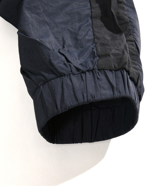 neos(ネオス)の「【neos】ルーズシルエット ドローコード ナイロン ゲーム プルオーバー シャツ(スウェット・メンズ・ブラック/ホワイト/ネイビー・MEDIUM/LARGE)」の10枚目の写真