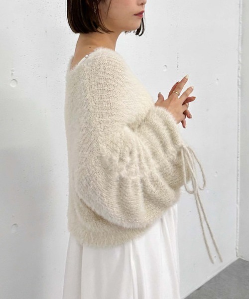 archives(アルシーヴ)の「ラメフェザー透かしドロストニット×ティアードキャミOPSET(ワンピース・レディース・グレイッシュベージュ/アイボリー/ブルー・MEDIUM)」の14枚目の写真