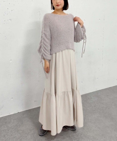 archives(アルシーヴ)の「ラメフェザー透かしドロストニット×ティアードキャミOPSET(ワンピース・レディース・グレイッシュベージュ/アイボリー/ブルー・MEDIUM)」の15枚目の写真
