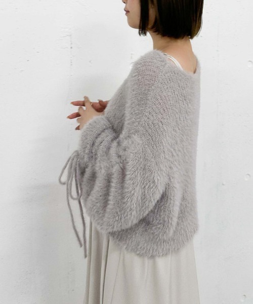 archives(アルシーヴ)の「ラメフェザー透かしドロストニット×ティアードキャミOPSET(ワンピース・レディース・グレイッシュベージュ/アイボリー/ブルー・MEDIUM)」の21枚目の写真