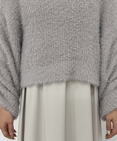 archives(アルシーヴ)の「ラメフェザー透かしドロストニット×ティアードキャミOPSET(ワンピース・レディース・グレイッシュベージュ/アイボリー/ブルー・MEDIUM)」の6枚目の写真