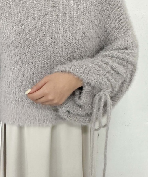 archives(アルシーヴ)の「ラメフェザー透かしドロストニット×ティアードキャミOPSET(ワンピース・レディース・グレイッシュベージュ/アイボリー/ブルー・MEDIUM)」の7枚目の写真