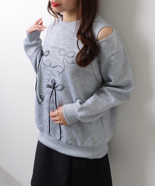 Lace Ladies(レースレディース)の「リボン プリント ショルダースリット スウェットトップス(スウェット・レディース・グレー/アイボリー・M/XL)」の6枚目の写真