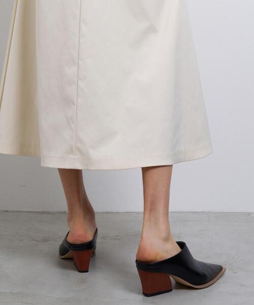 LANVIN en Bleu(ランバンオンブルー)の「ポインテッドトゥミュール(パンプス・レディース・ブラック/ベージュ・S/M/L)」の6枚目の写真