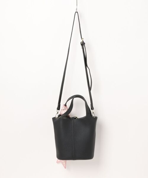 L LABEL（エルラベル）の「ポーチ＆リボン付ロックチャームバケットバッグ（ショルダーバッグ・レディース・ブラック/ホワイト/ピンク・FREE）」の19枚目の写真
