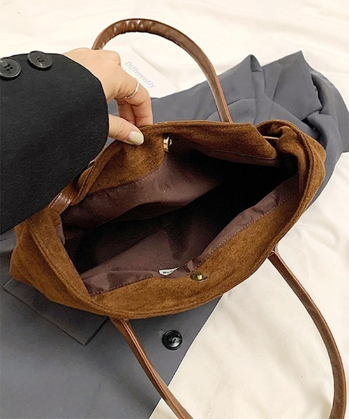 Futier land（フューティアランド）の「スエード風ベルトデザインバッグ（ハンドバッグ・レディース・ブラック/キャメル・FREE）」の7枚目の写真