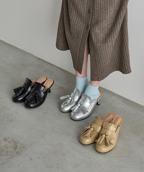 THE YOn（ザヨン）の「ビッグタッセルローファーミュール（サンダル・レディース・シルバー/ベージュ/ブラック・37/38/39）」の19枚目の写真