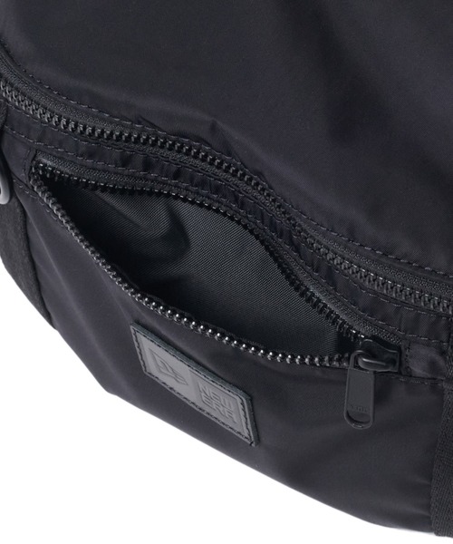 NEW ERA（ニューエラ）の「ニューエラ ウエストバッグ ナイロン（ボディバッグ/ウエストポーチ・メンズ・ベージュ/ブラック・FREE）」の9枚目の写真