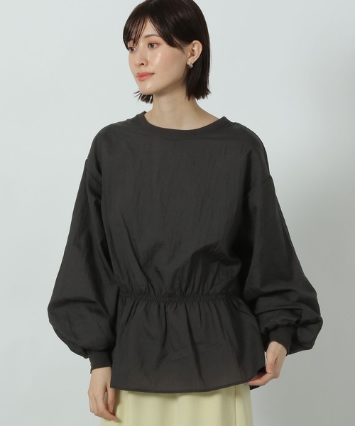 LAKOLE（ラコレ）の「ペプラムシアー裏毛プルオーバー / 291810（スウェット・レディース・ブラック/オフホワイト/アイボリー・FREE）」の3枚目の写真