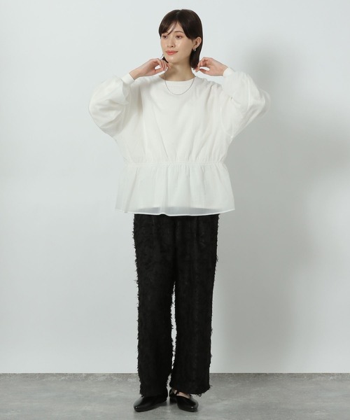 LAKOLE（ラコレ）の「ペプラムシアー裏毛プルオーバー / 291810（スウェット・レディース・ブラック/オフホワイト/アイボリー・FREE）」の5枚目の写真