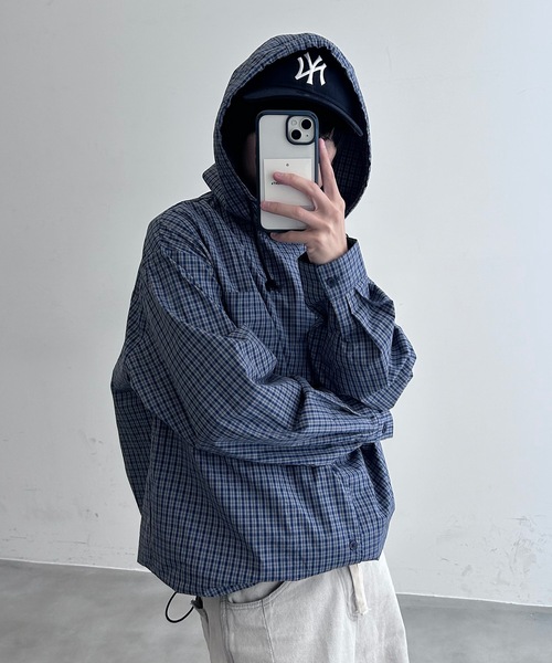 UNDERSTATEMENTs(アンダーステイトメント)の「【ユニセックス】チェックシャツパーカー/フーディ(シャツ/ブラウス・メンズ・レッド/ブルー/ブラック・LARGE/MEDIUM)」の2枚目の写真
