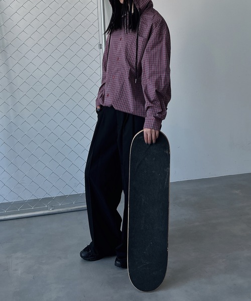 UNDERSTATEMENTs(アンダーステイトメント)の「【ユニセックス】チェックシャツパーカー/フーディ(シャツ/ブラウス・メンズ・レッド/ブルー/ブラック・LARGE/MEDIUM)」の13枚目の写真